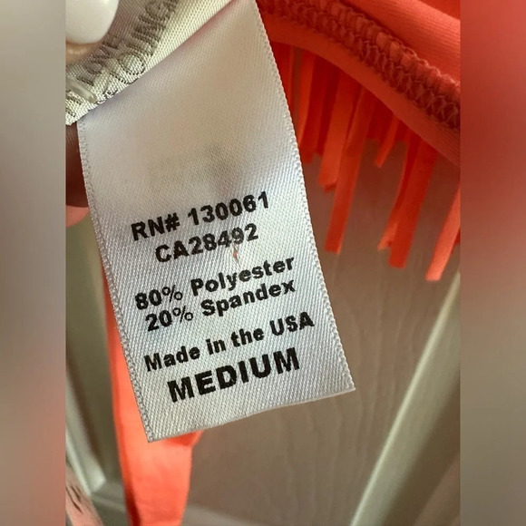 L Space l*space ELECTRIC CORAL Dolly Knotted Fringe Bateau Bikini Top Neon Sexy - Picture 8 of 9